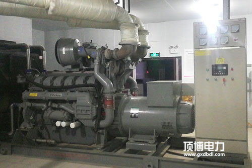 300KW帕金斯柴油發(fā)電機組