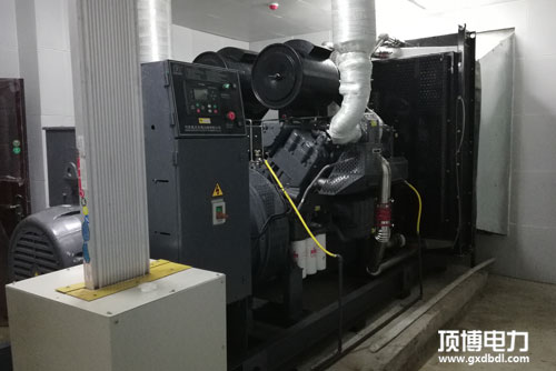 保護柴油發(fā)電機組廢氣渦輪增壓器，起動運行操作應(yīng)注意問題